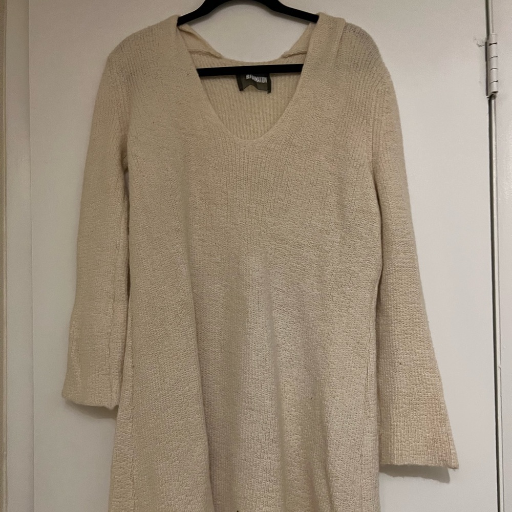 Reformation Cream/Ivory Knit Sweater Dress || V-Neck Long sleeves loose flowy